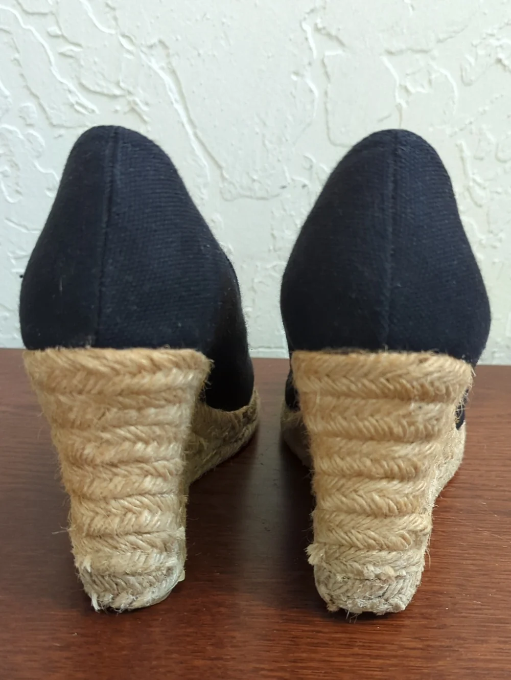 Sonoma Life & Style Black Canvas Peep-Toe Jute Espadrille Wedges Size 8.5 M